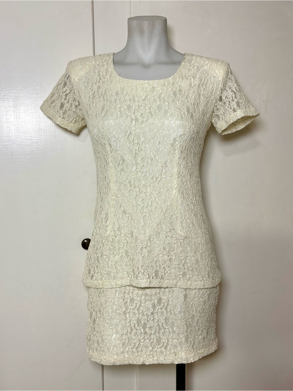 Vintage 80s My Michelle Cream Lace Layered Short Sleeve Mini Dress